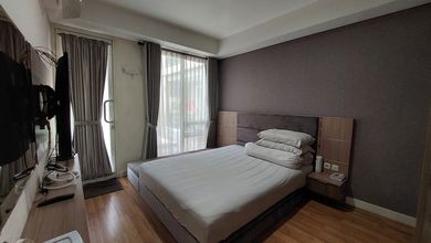 Dijual Cepat Apartemen 4BR Semi Furnished