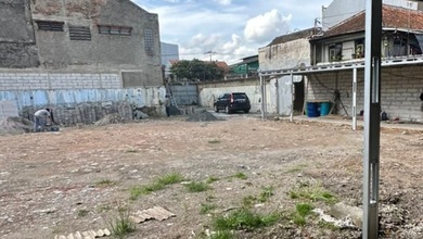 Tanah Luas 937 m2 Kawasan Strategis Kopo, Dijual Murah