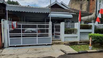 Rumah Elit LT 212 m2, area Ujungberung, Bandung