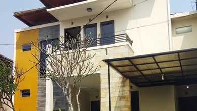 Jual Rumah Bagus Luas 140 m2 di Cigadung, Bandung