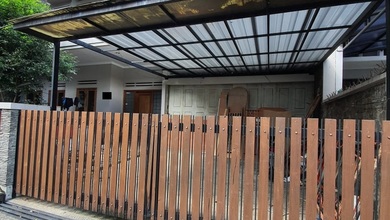 Jual Rumah Siap Tinggal area Batununggal, Bandung, Luas 300 m2