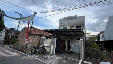 Properti Siap Pakai di Area Kedungmundu, Semarang, LT 150m²