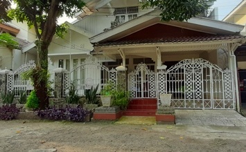 Jual Rumah Eksklusif Luas 180 m2 Area Pondok Aren, Tangerang Selatan