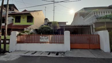 Jual Rumah Siap Huni di Tomang, Jakarta Barat, Luas 174 m2