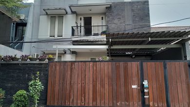 Jual Cepat Rumah Elit area Meruya, Jakarta Barat, Luas 250 m2