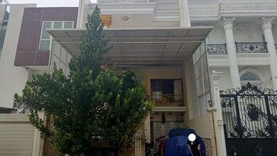 Rumah Modern area Pantai Indah Kapuk, Jakarta Utara, LT 216 m2
