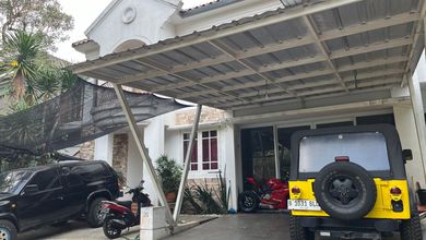 Jual Rumah Eksklusif LT 321 m2 di Bintaro, Tangerang Selatan