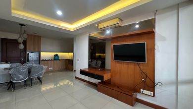 Disewa Apartemen Siap Huni 2 BR di Kelapa Gading, Jakarta Utara Lokasi Terbaik