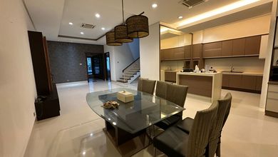 Jual Cepat Rumah Elit di Pantai Indah Kapuk, Jakarta Utara, Luas 184 m2