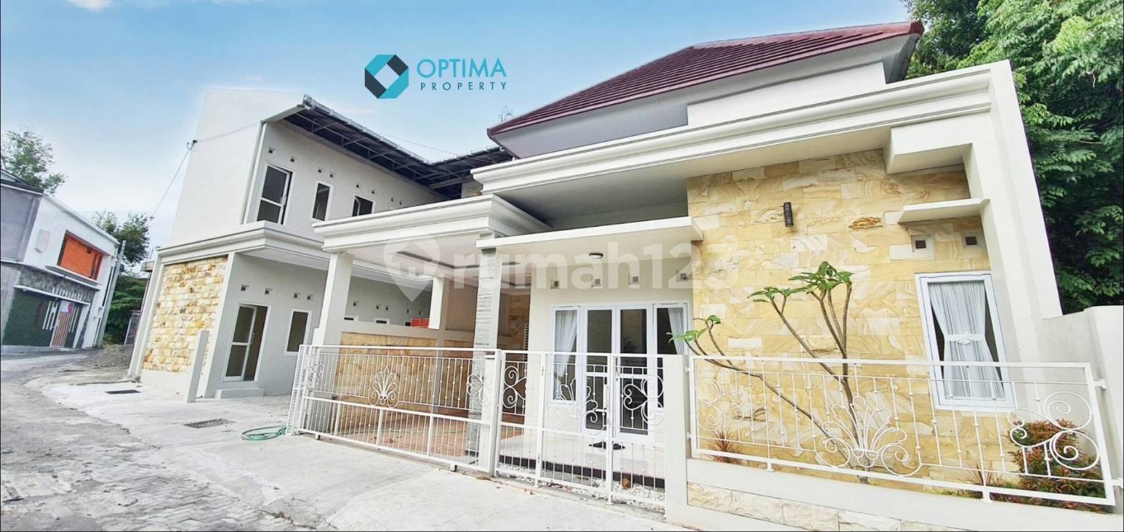 Rumah Induk Kost Eksklusif 13 KT Dekat Kampus UII Pusat Jakal Kaliurang Km 13 Hos8493077 Rumah123com