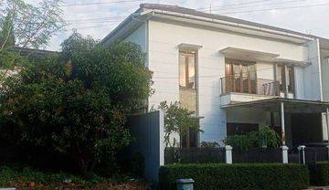 Rumah 2 Lantai di Setra Regency Dekat Polban