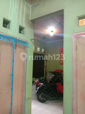 Dijual rumah duta garden 