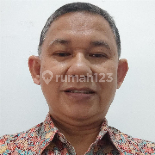 Imral Hanafi  