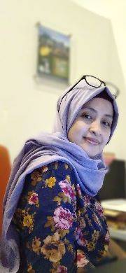 Dhina Apriantanti 