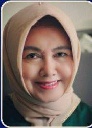 Niniek Lestari  