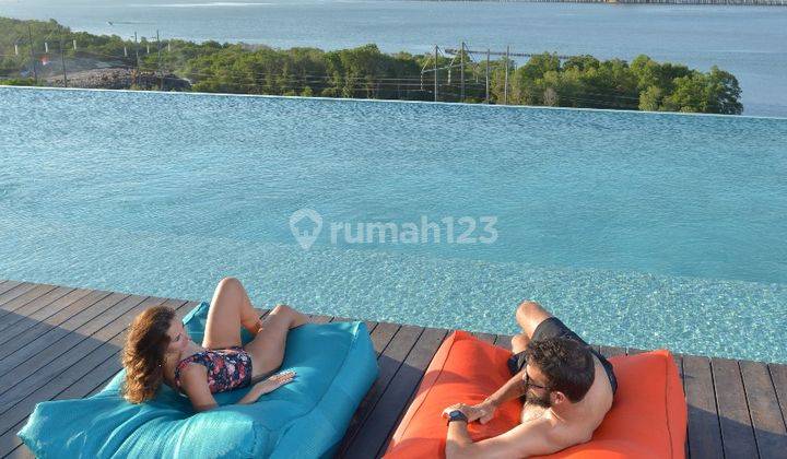 Condotel Crystal on the Bay 6