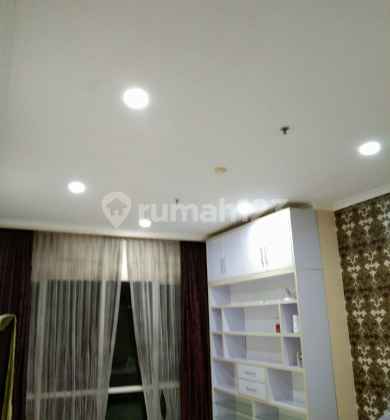 Apartment Senayan Residence , siap huni dan fully furnished 3