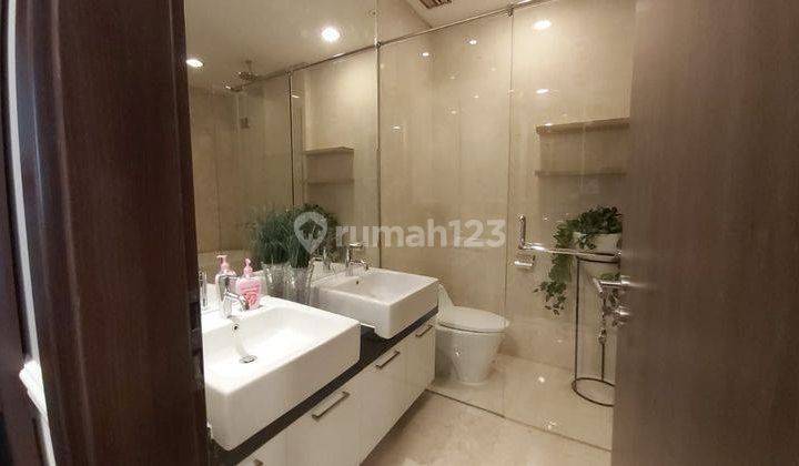 Apartemen Kemang Village Residence Tower Ritz Lantai Rendah,3br, furnished , lantai rendah, interior modern , harga nego nv 12