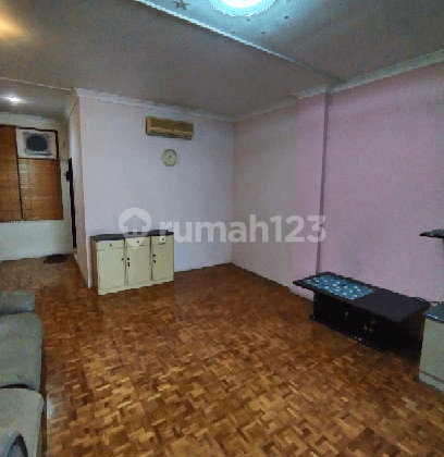 MURAH,,RUKO GANDENG 3LT DIBANTU.UTK KANTOR COCOK SEKALI. 5