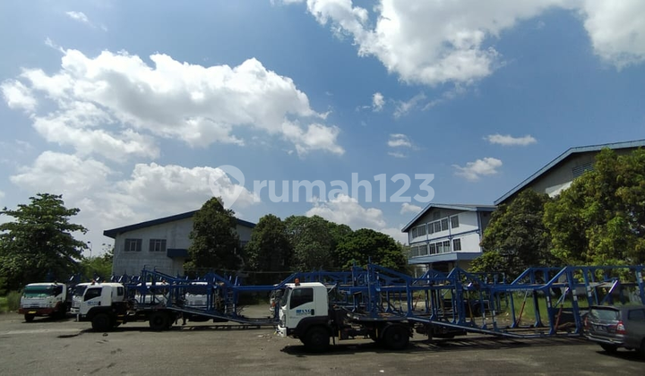 GUDANG SIAP PAKAI LOKASI PINGGIR JALAN RAYA DI KARAWANG 4