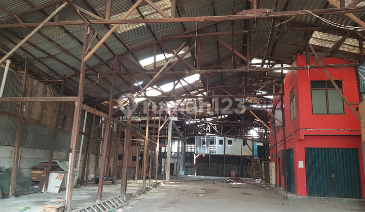 Ruko dan Gudang di jl.Raya Kembangan hitung tanah 2