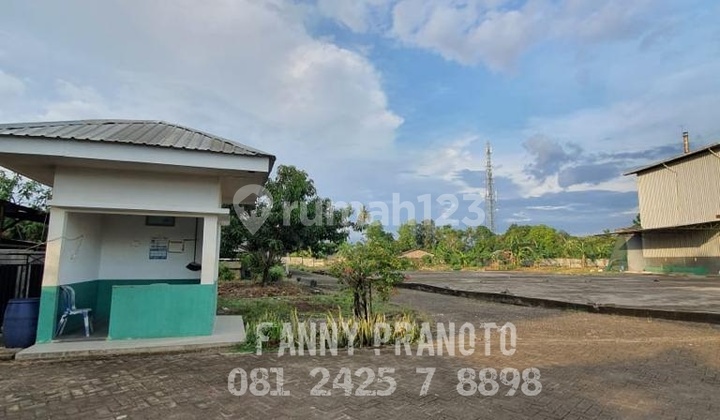 Ruang Usaha di Poros Limbung 2