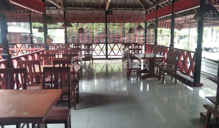 Ruang Usaha / Resto Strategis Tengah Kota Sukoharjo 7