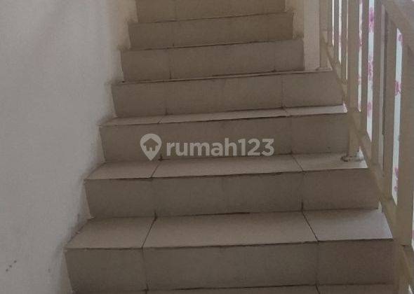 Ruko Gandeng 3 Lantai + Lift Barang 13