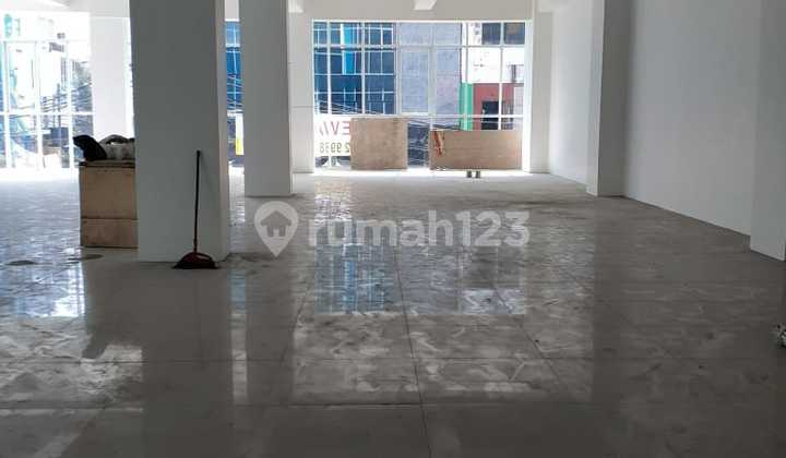 DISEWAKAN GEDUNG PER LANTAI @BLOK M 2