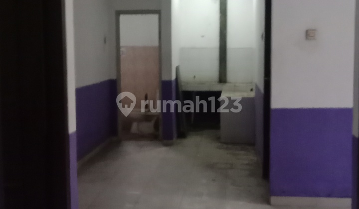 Gudang siap pakai 6