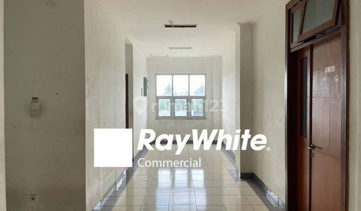 GEDUNG CILEDUG RADEN PATAH 3 LANTAI LUAS 3200/2150M HARGA MENARIK COCOK KAMPUS/KANTOR SIAP PAKAI 5