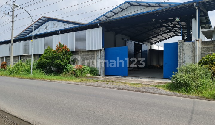 Gudang strategis dekat tol palur karanganyar solo 1