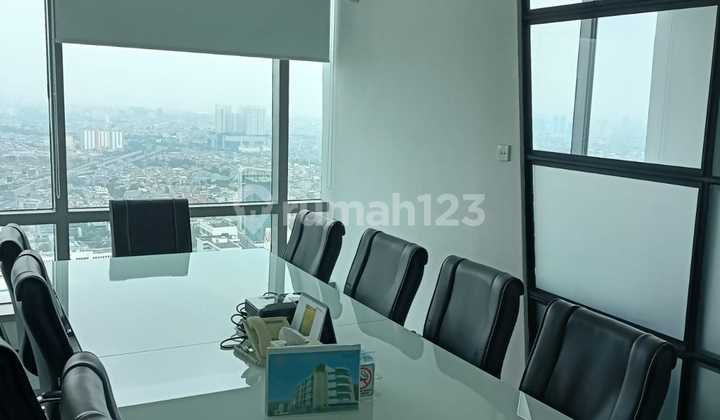  Office Space Soho Capital Full Furnished, Jakarta Barat 4
