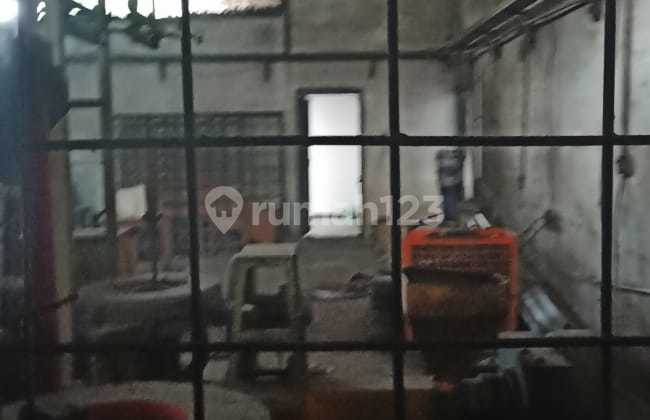 Disewakan Gudang Strategis Jalan Industri 4