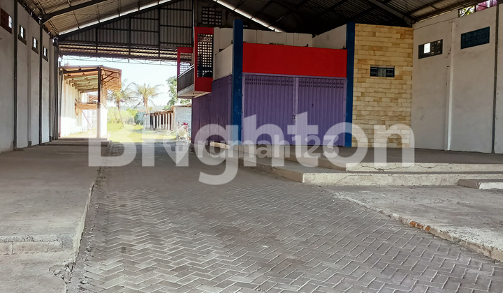 GUDANG SIAP PAKAI STRATEGIS TEPAT BERADA DI NOL JALAN RAYA 6