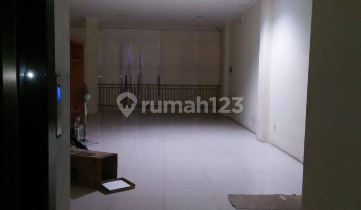 Ruko 3 Gandeng Veteran Tanah Kusir Jakarta Selatan 5