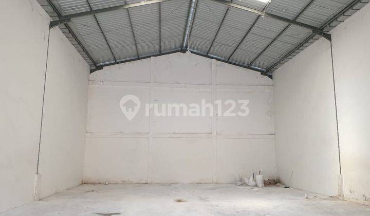 0013 137. Dijual Gudang di Pergudangan Bumi Benowo 3