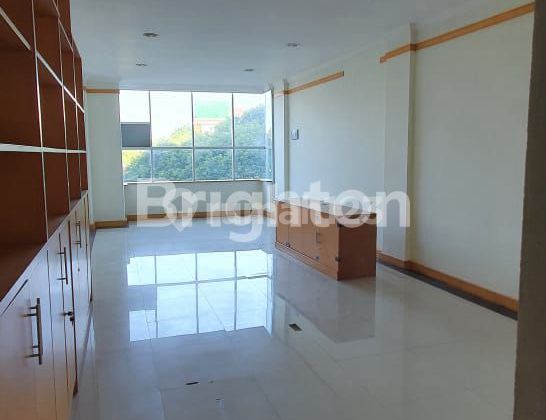 RUKO 4 LANTAI, PINGGIR JALAN SANGAT COCOK UNTUK PERKANTORAN, DI DAERAH JL SOEPOMO 3
