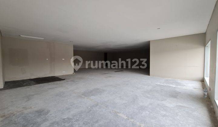 Ruang usaha dan kantor strategis jalan slamet riyadi solo 26