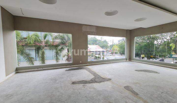 Ruang usaha dan kantor strategis jalan slamet riyadi solo 30