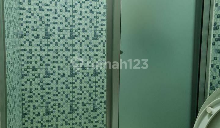 Rumah atau ruang usaha strategis dekat jalan veteran solo 22