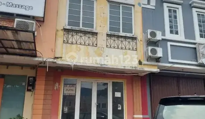 Ruko Hadap Jalan Raya Kota Wisata Cibubur, Cibubur 2