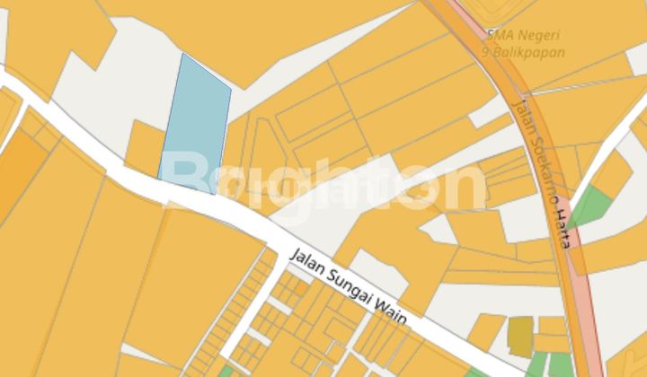 GUDANG DENGAN TANAH YANG LUAS 2