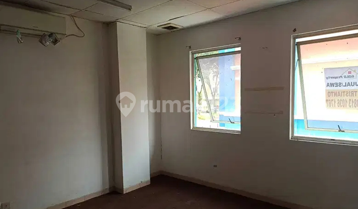 Ruko / Kantor di Golden Madrid BSD - 2,5 Lantai 3
