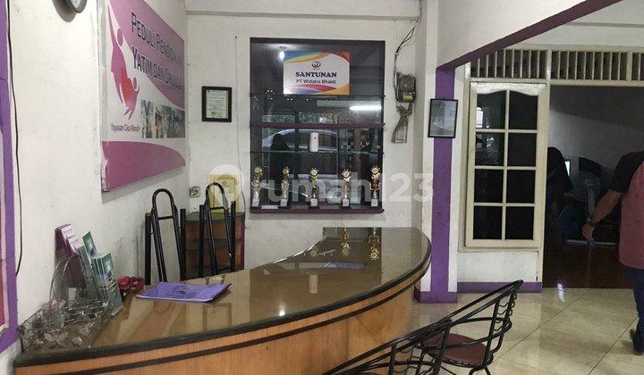Tempat Usaha  kantor Guest House zona komersial di BSD City 8