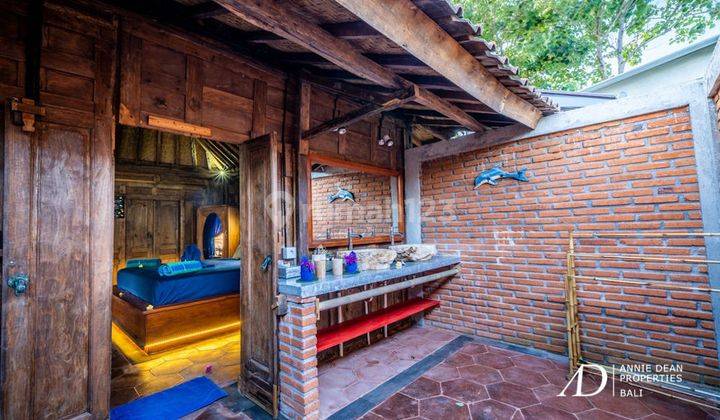 FREEHOLD TRADITIONAL COMPLEX BUNGALOWS IN AMED 11