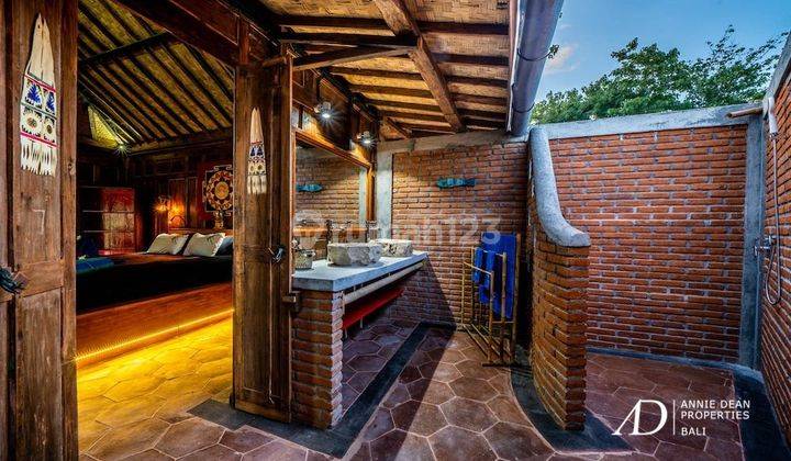 FREEHOLD TRADITIONAL COMPLEX BUNGALOWS IN AMED 12