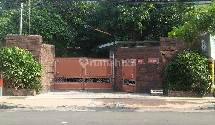 Dijual Cepat Rumah Bangunan 2 Lantai Lokasi Di Jl. Kayoon, Surabaya 1