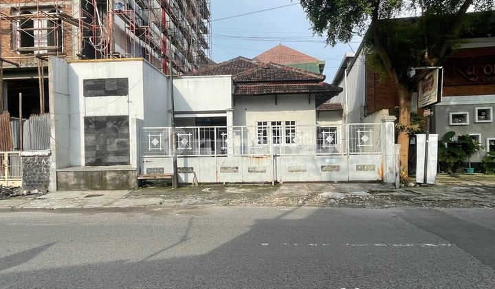 EDISI TERBATAS! Rumah Startegis Cocok Untuk Usaha Dekat Solo Paragon Hotel Residence Solo 1