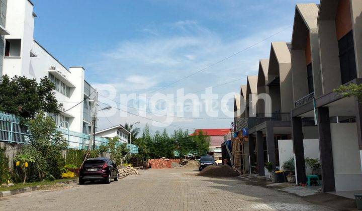 RUMAH CANTIK DAN ASRI MODEL KEKINIAN DI MEDAN JOHOR 3